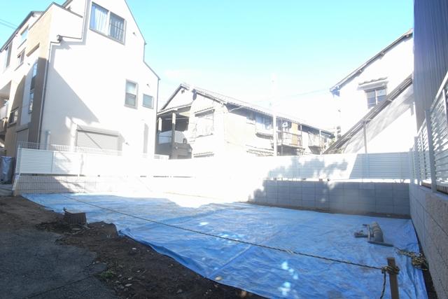 Local land photo. Local (11 May 2013) Shooting