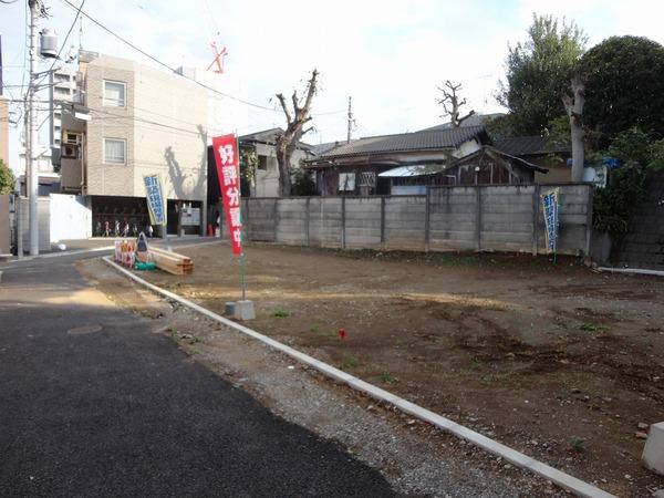 Local photos, including front road