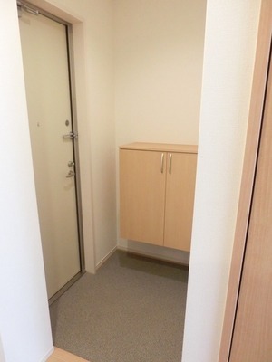 Entrance. Entrance hall