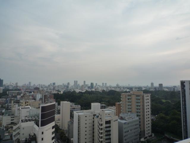 View photos from the dwelling unit. View from local (September 2013) Shooting