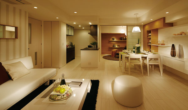 Living.  [Trappings of the day-to-day in quality, It stuck to the comfort space] The main bedroom to heal fatigue of the day, By layout in south, Bright relaxed. living ・ Western-style with an awareness of continuity with the dining is as Tsuzukiai, As a fun-free room hobby, You can use to their own way. (living ・ dining)