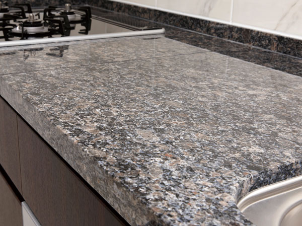 Kitchen.  [Kitchen top plate] Adopted a profound sense of granite kitchen counter top board.  ※ There is a joint in the top plate, It has been made the seal processing.