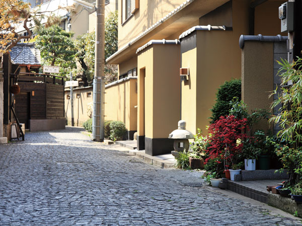 Surrounding environment. Kagurazaka (29 minutes walk ・ About 2280m)