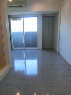 Living and room. 7 Pledge of room