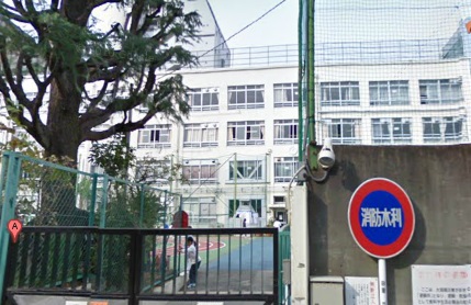 Primary school. 339m up to elementary school (love Date small) (Elementary School)