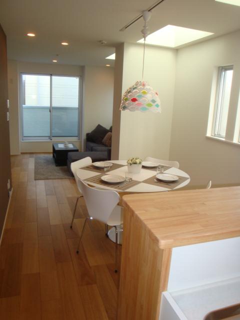 Living. Indoor (12 May 2013) Shooting