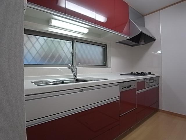 Same specifications photo (kitchen). Kitchen construction cases