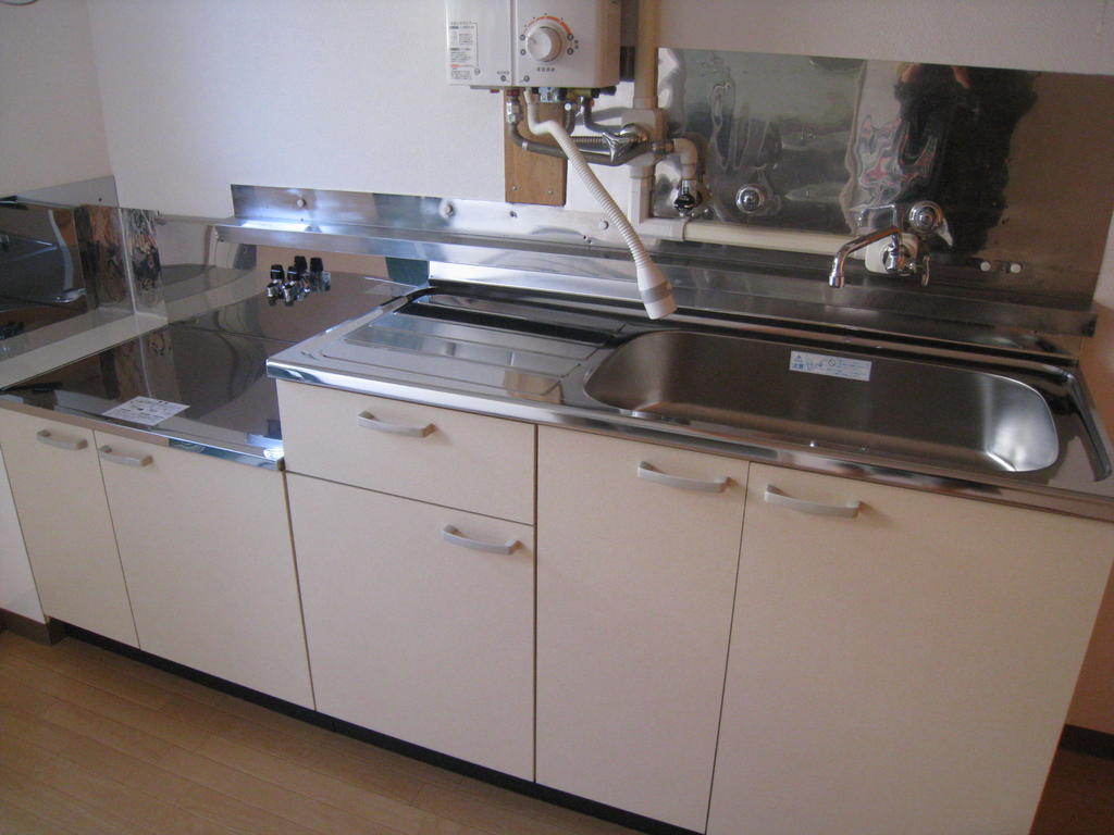 Kitchen. Two-burner gas stove installation Allowed, Gas stove new goods