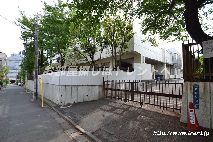 kindergarten ・ Nursery. Yocho cho kindergarten (kindergarten ・ 1098m to the nursery)