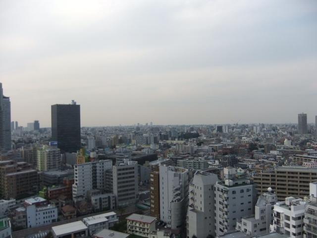 View photos from the dwelling unit. A clear day you can see the Mount Fuji. Night view is also beautiful.