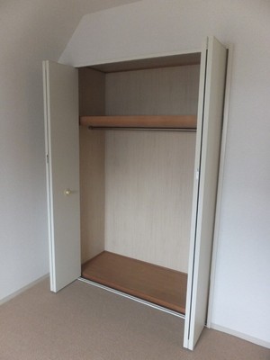 Receipt. Storage space