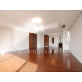 Living and room. Shoot the same type the fifth floor of the room. Specifications may be different.