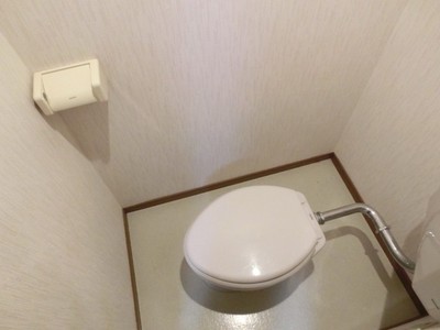 Toilet.  ☆ Lavatories ☆