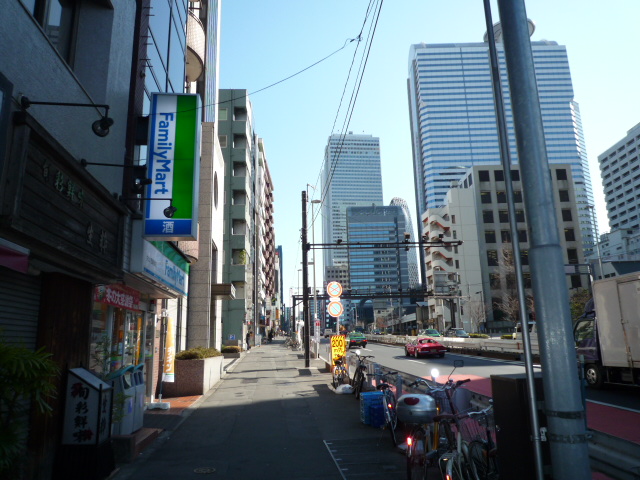 Convenience store. FamilyMart Takano Nishi store up (convenience store) 116m