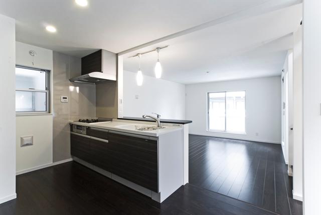 Same specifications photos (living)