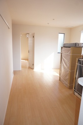 Living and room. Dihedral angle lighting room