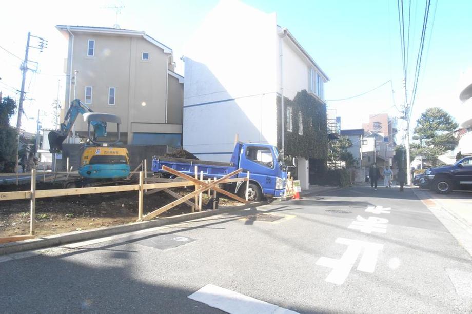 Local appearance photo