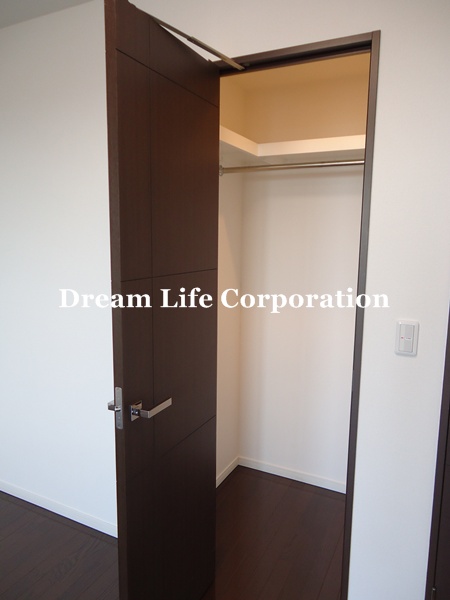 Receipt.  ※ In fact the we use the photos in the same building may be different. 