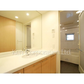 Washroom. Shoot the same type on the 12th floor of the room. Specifications may be different. 