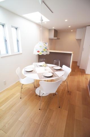 Living. Indoor (September 2013) Shooting