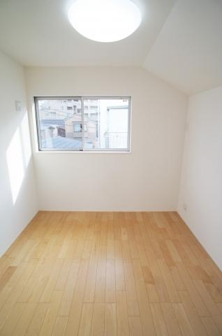 Non-living room. Indoor (September 2013) Shooting