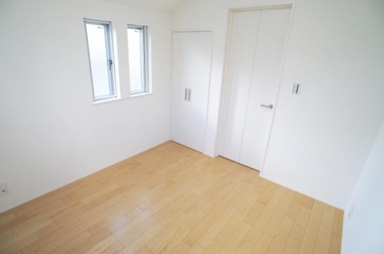 Non-living room. Indoor (September 2013) Shooting