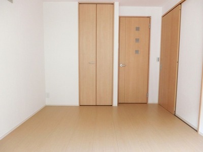 Other room space. Popular flooring of the room