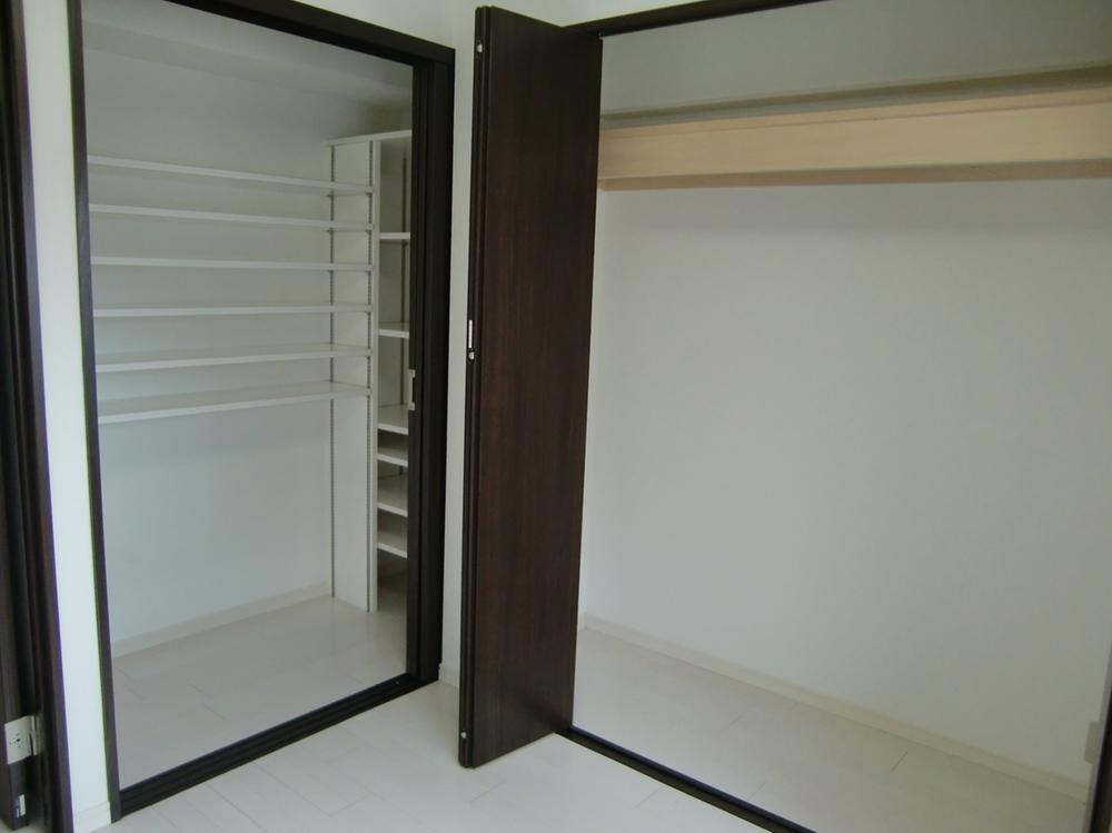 Receipt. Western-style closet