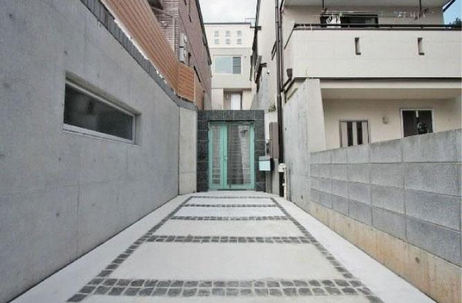 Local appearance photo. Local (March 2013) Shooting