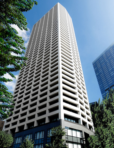 Buildings and facilities. The ground floor 44, Shinjuku No.1 ( ※ Same property, which boasts a high-rise of 1). Form that resonate with the Nishi of landscape. And, Initiative Residence to create a green living environment, The appearance as simple to blend into forest to Tower, The white strike a magnificent was designed to base color.  ※ 1: The best layer the ground 44-story in the condominium in Shinjuku-ku,. Of October 2010, (Ltd.) Industrial Market Research Institute. (October 2010 shooting)