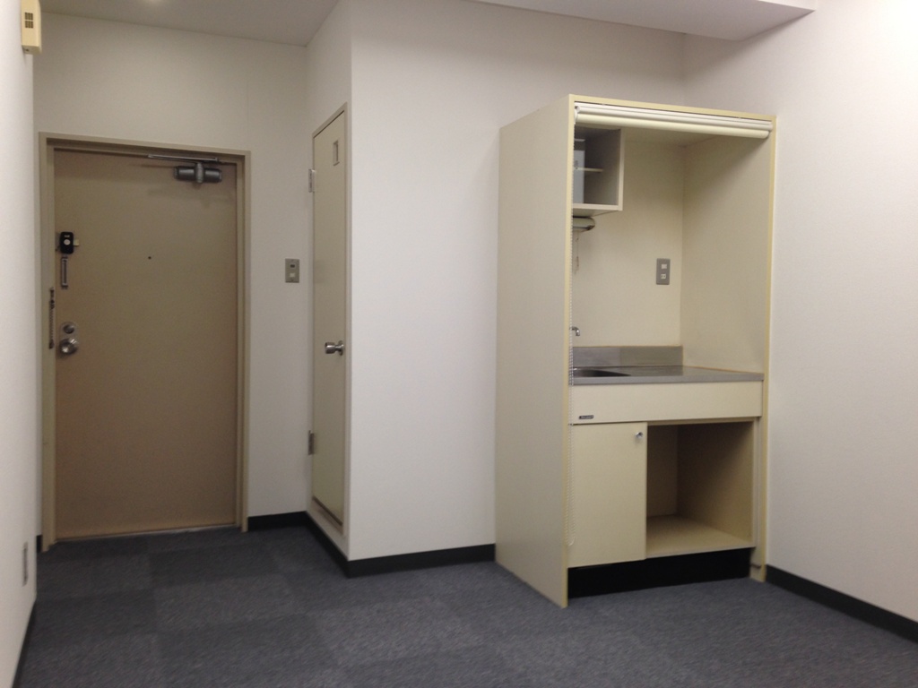 Other room space. Beautiful office