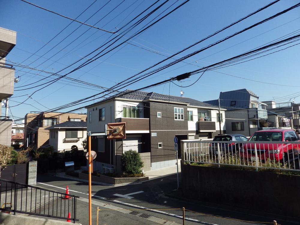 View photos from the local. View from the site (December 2013) Shooting