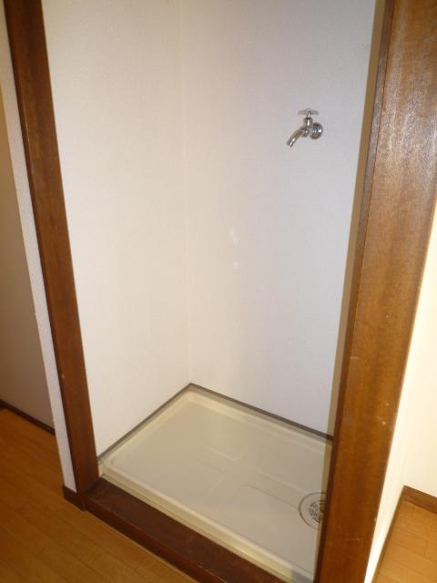 Other Equipment. Indoor Laundry Storage