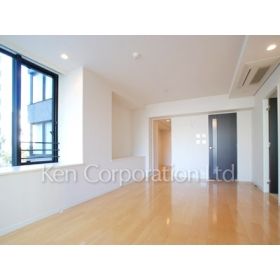 Living and room. Shoot the same type second floor of the room. Specifications may be different.