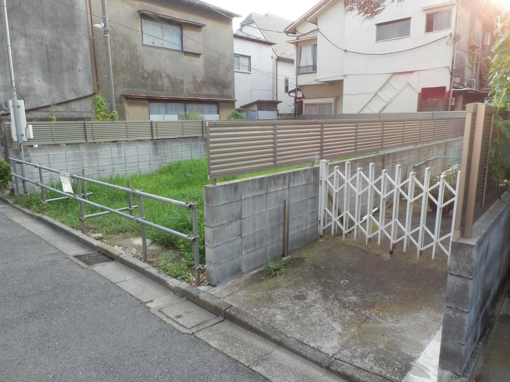 Local photos, including front road