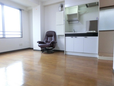 Living and room.  ☆ room ☆ 