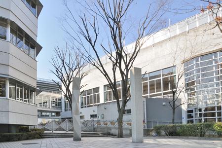 Junior high school. Municipal 600m until Ochiai junior high school