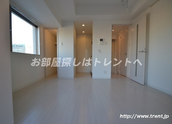 Living and room. It is a reference photograph of the same type of the 10th floor of the same building.