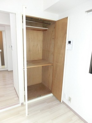 Receipt. There is also a storage.