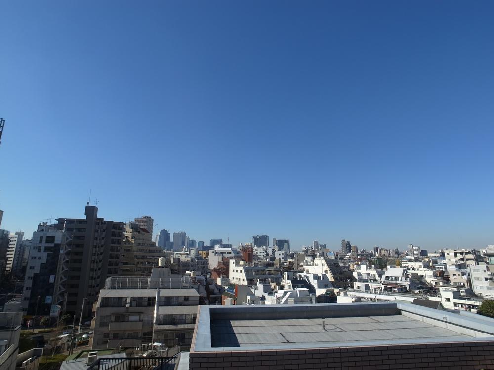 View photos from the dwelling unit. View from the site (December 2013) Shooting