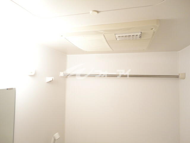 Bath. Bathroom Dryer