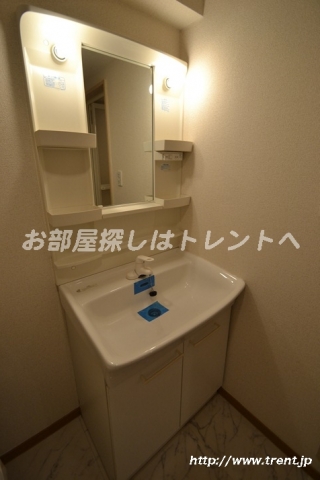 Washroom. 5F of the building, 1K is the type of photo. Please see for reference.