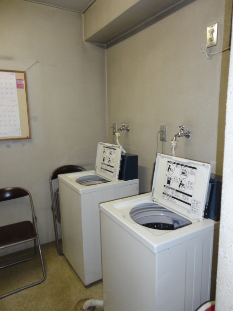 Other Equipment. Shared coin-operated laundry once 200 yen