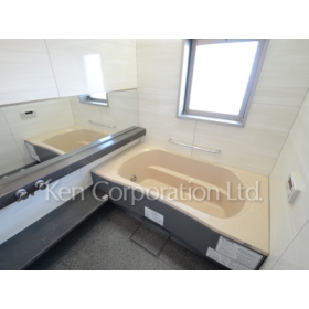 Bath. Shoot the same type the 23rd floor of the room. Specifications may be different.