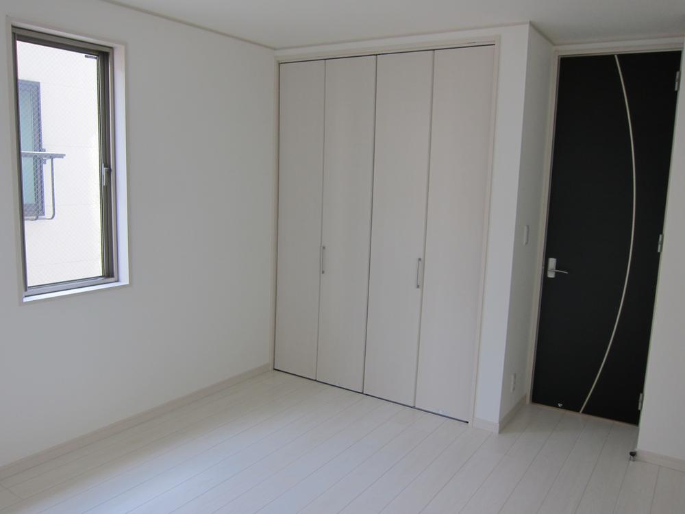 Non-living room. Indoor (June 2013) Shooting