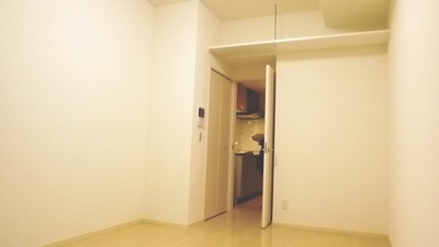 Living and room. Yes storage rack