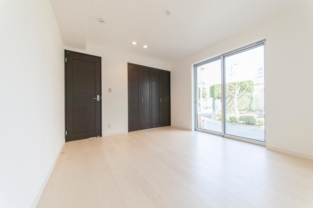 Same specifications photos (Other introspection). ( Building) same specification