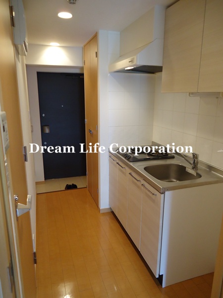 Entrance. ※ In fact the we use the photos in the same building may be different.