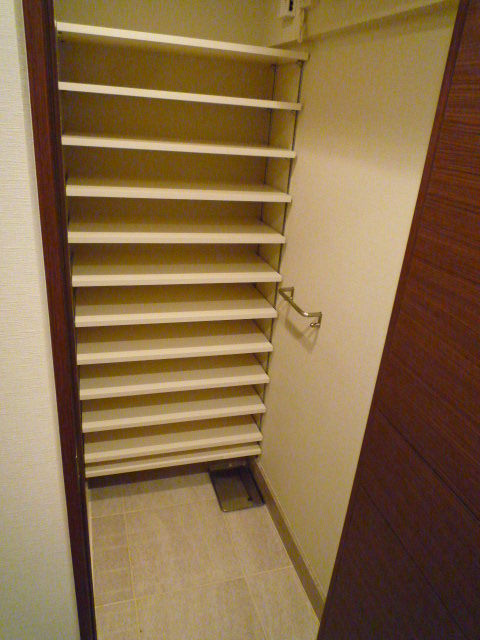 Receipt. Happy shoes cloak for women