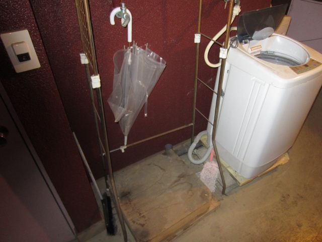 Other room space. Outdoor Laundry Area